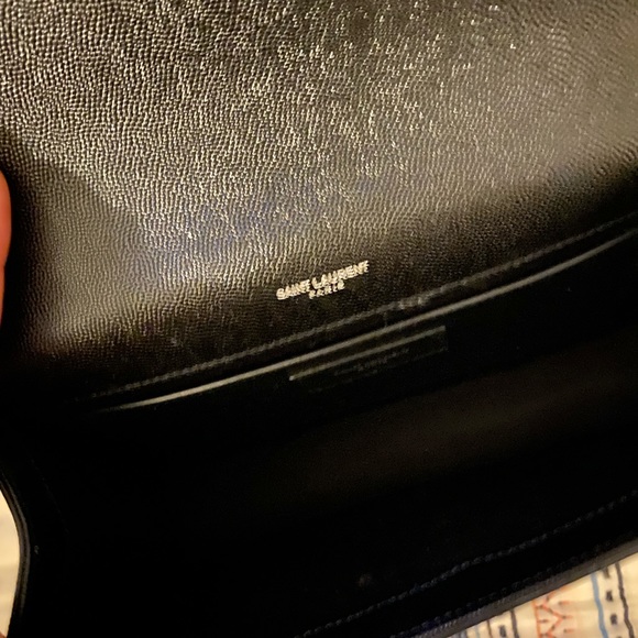 YSL handbag - Picture 3 of 9